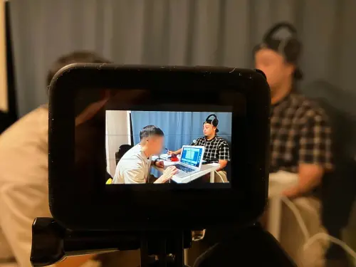 ▲溫祥富與莫莫尼合作Podcast節目。（圖／溫祥富提供。）