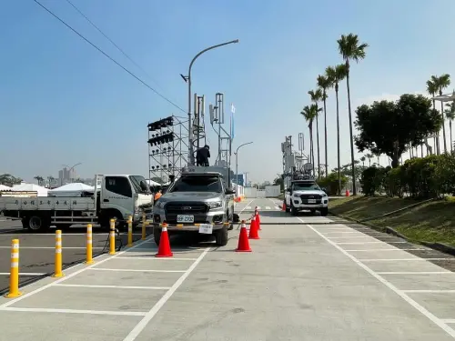 ▲▼《夜市王》總決賽高雄夢時代現場照。（圖／高雄美食走跳-刁嘴公主授權提供）