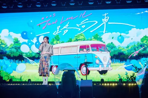 ▲《Just Love It！一路向東》花蓮東大門（共演大使蘇慧倫、任賢齊、GX鼓鼓呂思緯 蕭秉治、BOOM！怪物星人、Energy。（圖／相信音樂提供）