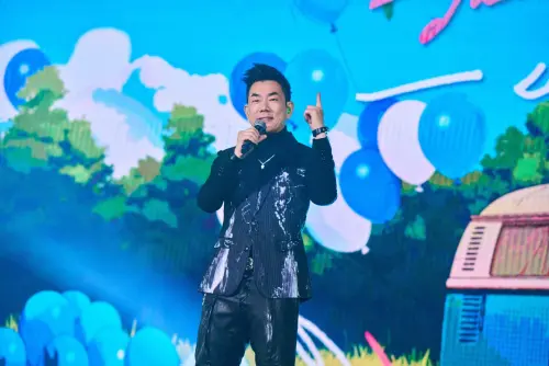 ▲《Just Love It！一路向東》花蓮東大門（共演大使蘇慧倫、任賢齊、GX鼓鼓呂思緯 蕭秉治、BOOM！怪物星人、Energy。（圖／相信音樂提供）