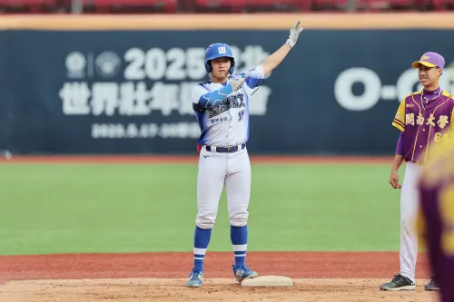 臺體大外野手陳柏儒敲出適時二壘安打,替臺體大先馳得點。(圖/大專體總提供) ▲臺體大外野手陳柏儒敲出適時二壘安打,替臺體大先馳得點。(圖/大專體總提供)