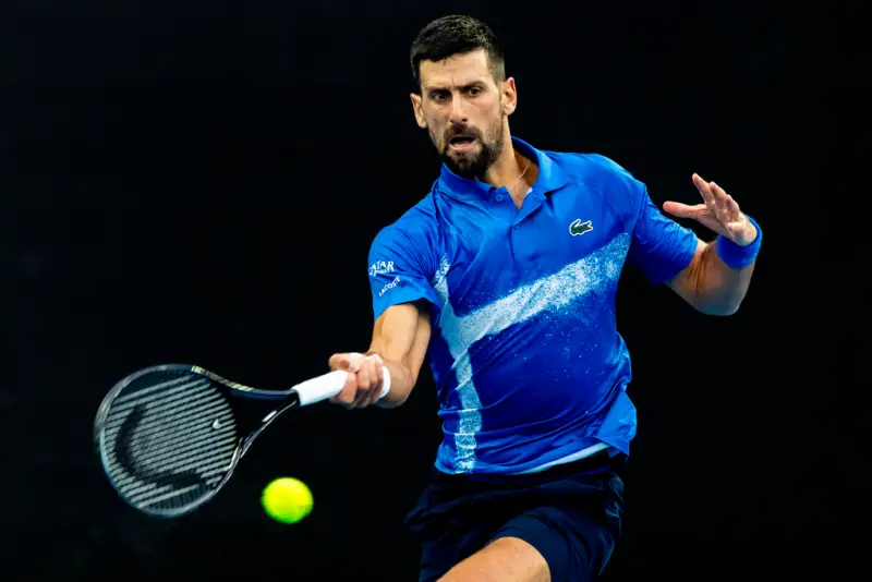 ▲塞爾維亞球王Novak Djokovic以直落三擊敗Jiri Lehecka，闖進澳網8強，追平Federer的15次8強紀錄，下一場將對決Carlos Alcaraz，成為本屆賽事最大焦點。（圖／美聯社／達志影像）