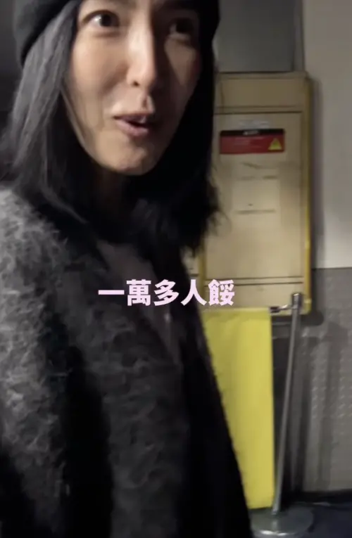 ▲楊謹華擔任A-Lin演唱會嘉賓，緊張到失眠，後台練習影片曝光，老公Ben在一旁眼神超寵溺。（圖／翻攝自楊謹華IG）