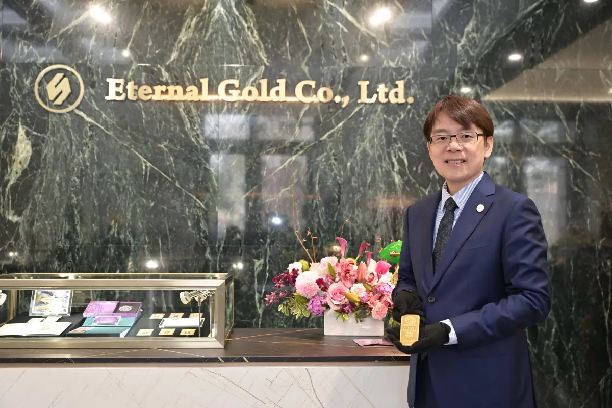 ▲聖石金業集團營運長張桂洋表示，集團三大門市「聖石、聖巨、聖永」擁有全台最多、最齊全的LBMA認證的瑞士條塊，滿足各式客戶需求。（圖／聖石金業集團提供）