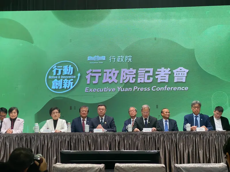▲卓榮泰痛批藍白「親痛仇快」方式在審查預算，多部會預算被刪到剩1元，稱此舉不是在毀滅中華民國嗎。（圖／記者陳威叡攝）