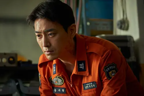 ▲▼《烈火救援》都是實際在真火裡拍攝。（圖／車庫娛樂、Naver電影）