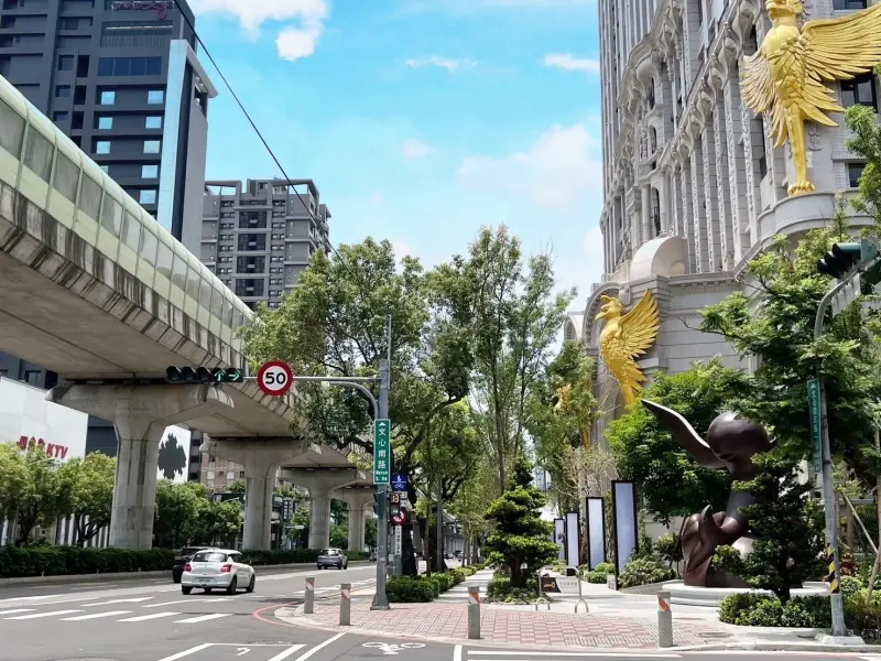 ▲信義房屋八期秀泰店主任陳晏頻指出，台中8期重劃區緊鄰7期，坐擁捷運綠線交通便利性及7期完善生活機能，加上萬坪公園高綠覆率的優質環境，卻有着相對親民的價位，近年來在市場維持一定熱度。（圖／信義房屋提供）