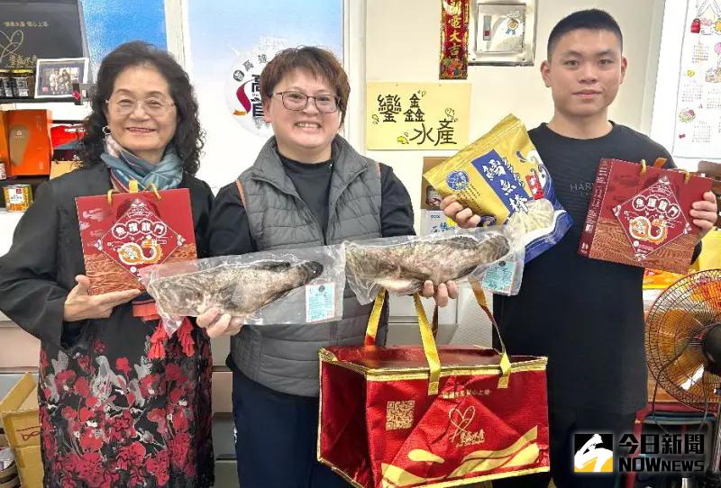 ▲高雄市政府海洋局歡迎國人春節採買年貨迎蛇年，選用高雄海味，以實際行動支持漁業。(圖／記者黃守作攝，2025.01.20)