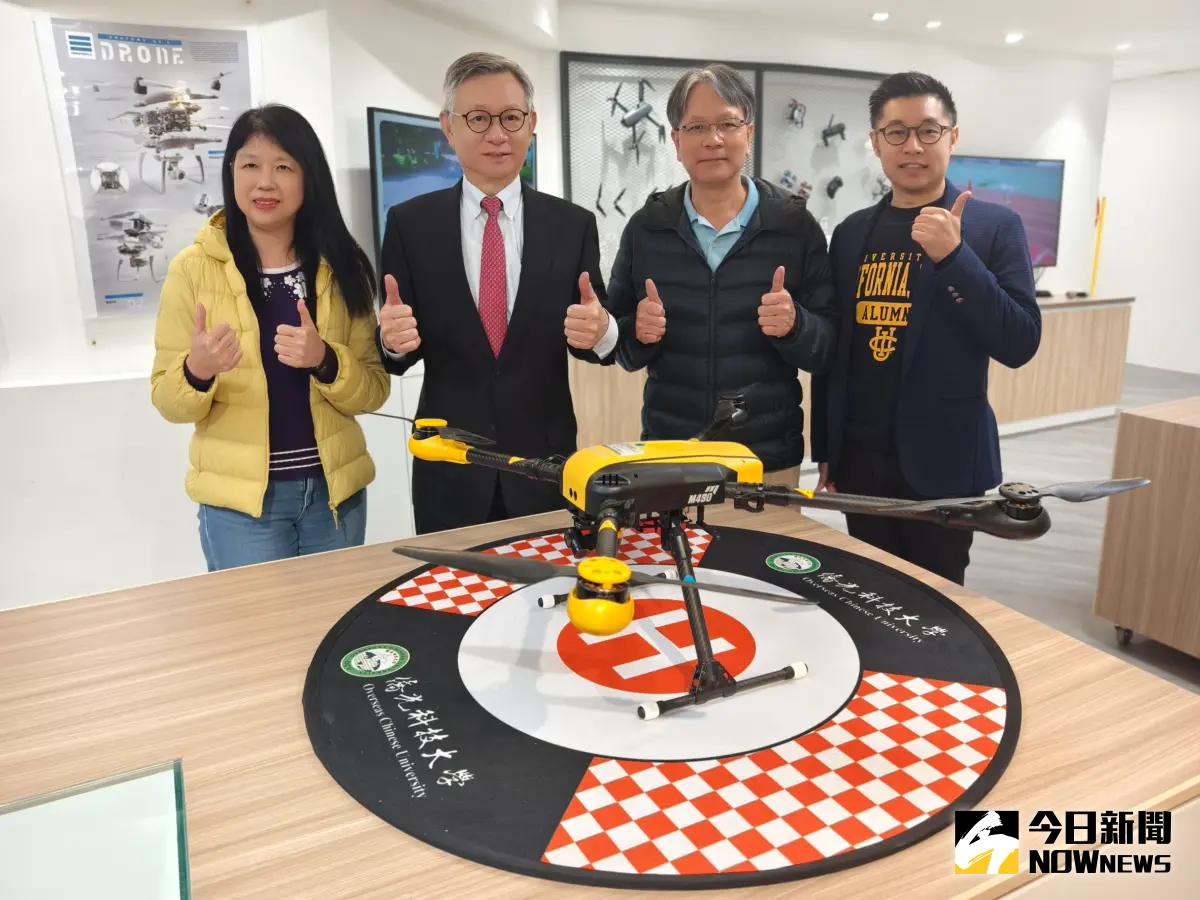 ▲僑光科大迎上AI浪潮，重金打造AI數位行銷中心，其中包括無人機展示室。（圖／記者金武鳳攝，2025.1.20)