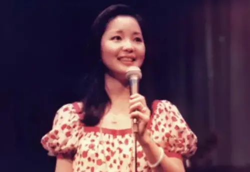 ▲鄧麗君生前擁有好人緣，還非常孝順。（圖／鄧麗君官方臉書）