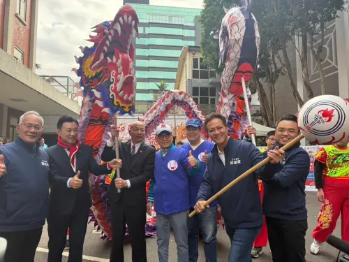 苗栗元宵節才有！邱鎮軍國中就熱衷（火旁）龍　韓國瑜也愛不釋手
