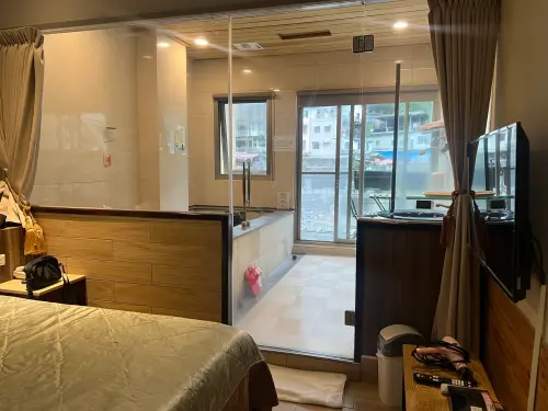 ▲烏來老街、烏來溫泉(圖/記者賴禹妡攝) ▲烏來老街、烏來溫泉(圖/記者賴禹妡攝)