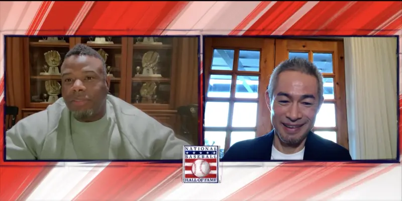 ▲鈴木一朗今（22）日正式入選美國棒球名人堂，水手時期隊友Ken Griffey Jr.也驚喜現身祝賀，並笑說現在水手有3位球員入選名人堂，他們可以組成小圖體了。（圖截自／MLB Network X)