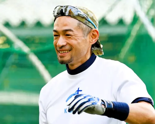 ▲鈴木一朗入選名人堂，Toyota竟然只給6千商品券獎勵，會長豐田章男將親自加碼，預告贈送「世紀禮物」，引發球迷熱議。（圖／美聯社／達志影像）