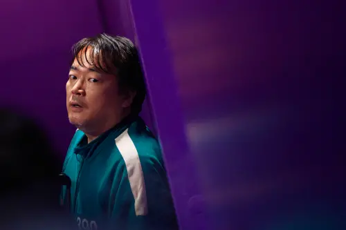 ▲李誓環《魷魚遊戲2》最後,慘領便當。(圖/Netflix) ▲李誓環《魷魚遊戲2》最後,慘領便當。(圖/Netflix)