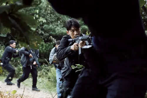 ▲▼魏化儁在《魷魚遊戲2》沒有亮點,一直在海上找人,他表示第3季會很精彩。(圖/Netflix) ▲▼魏化儁在《魷魚遊戲2》沒有亮點,一直在海上找人,他表示第3季會很精彩。(圖/Netflix)