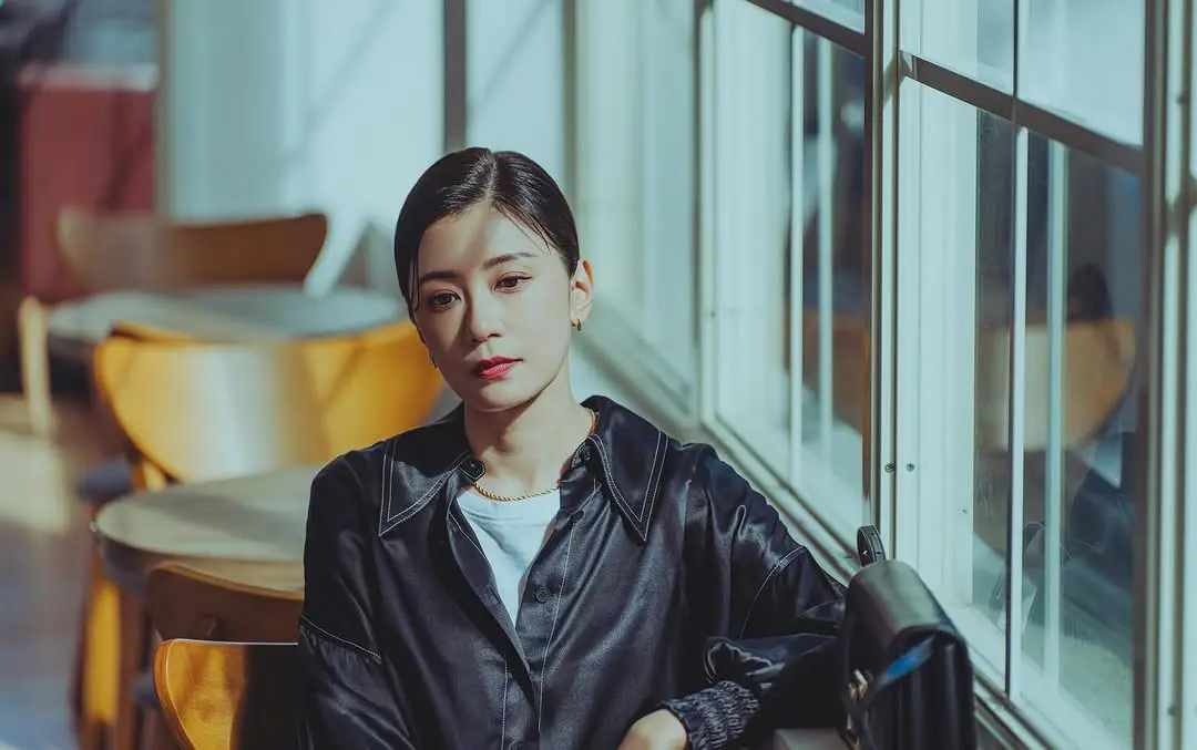 ▲賈靜雯（如圖）昨（11）晚朝聖GD（權志龍）演唱會，一句「瞬間圈粉」被質疑是拿公關票入場，她稍早也澄清自己是花錢買票進場的。（圖／翻攝自賈靜雯IG）