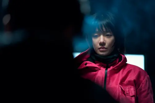 ▲朴圭瑛在《魷魚遊戲2》並非遊戲參賽者,而是飾演粉紅士兵。(圖/Netflix) ▲朴圭瑛在《魷魚遊戲2》並非遊戲參賽者,而是飾演粉紅士兵。(圖/Netflix)