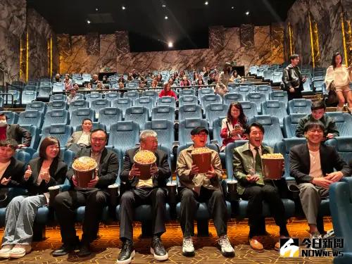 ▲威秀影城頂級品牌MUVIE CINEMAS進駐台中老虎城，今日開幕，影星李李仁應邀搶先體驗，讚稱超豪華氣派。（圖／記者金武鳳攝，2025.1.22)