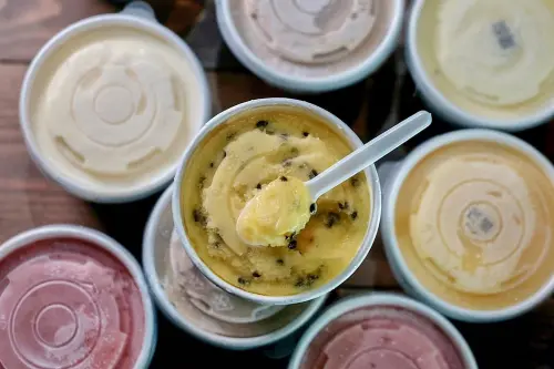 ▲基隆老字號名店「遠東泡泡冰」也在榜上。（圖／記者葉盛耀攝）