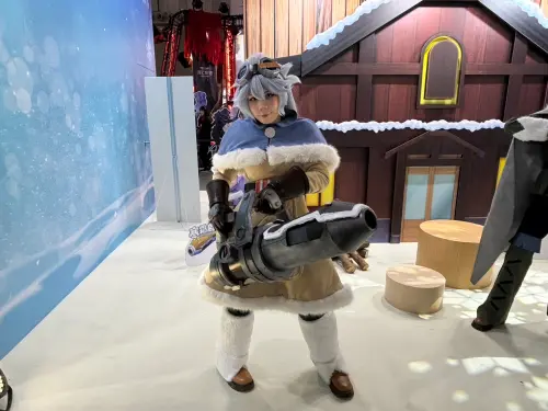 2025台北國際電玩展,現場 Coser 卯足全力還原遊戲內角色。(圖/記者張志浩攝) ▲2025台北國際電玩展,現場 Coser 卯足全力還原遊戲內角色。(圖/記者張志浩攝)