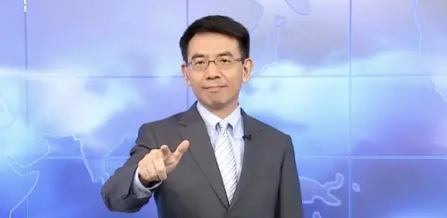 ▲資深媒體人劉寶傑今(23)日驚傳請辭當家節目《關鍵時刻》,而網友也點名網紅「錫蘭」成為接棒人選,真實原因竟是因為他太會模仿劉寶傑。(圖/劉寶傑粉絲團) ▲資深媒體人劉寶傑今(23)日驚傳請辭當家節目《關鍵時刻》,而網友也點名網紅「錫蘭」成為接棒人選,真實原因竟是因為他太會模仿劉寶傑。(圖/劉寶傑粉絲團)