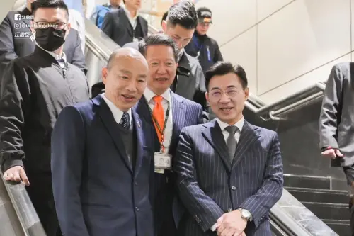 韓國瑜回來了！結束訪美返國吐3句感想　韓粉接機嗨喊：凱旋歸國
