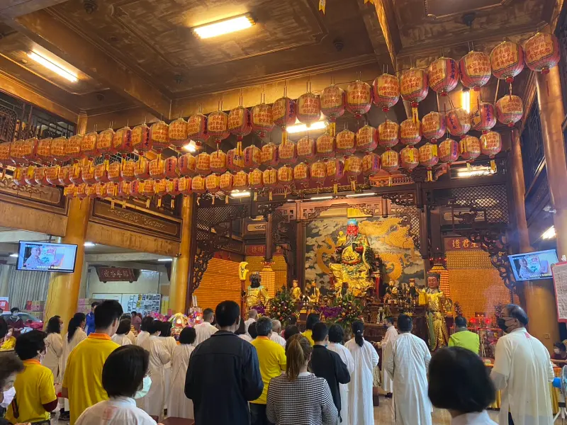 ▲曾精準預測蔡英文、賴清德當選總統的高雄五甲關帝廟，今（24日）所開出的蛇年國運籤是「中平」。（圖／五甲關帝廟臉書）