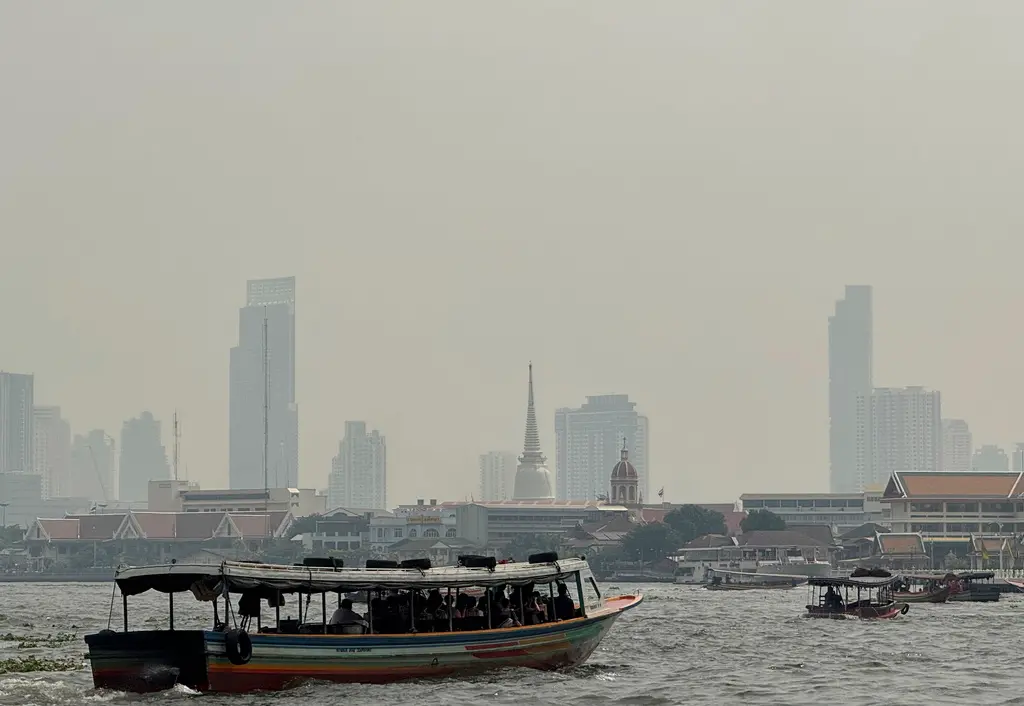 ▲曼谷空污情況惡化，已嚴重影響民眾生活。（圖／美聯社／達志影像）
