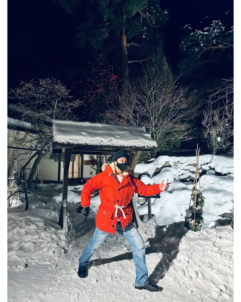 ▲▼蘇志燮公開3張玩雪旅遊照。(圖/蘇志燮IG)