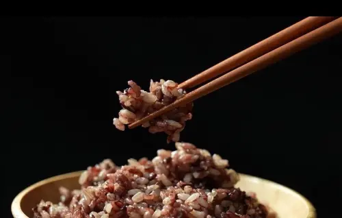 ▲米秘餐廚打造以「米」、「鮮」、「丼」為核心價值。（圖／業者提供）