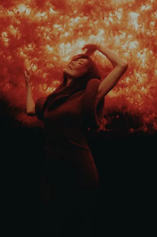 ▲蘇慧倫將要推出新專輯《輕重Aftersun》，無論是唱腔或是專輯的視覺呈現，都有新的感覺。（圖／相信音樂提供）