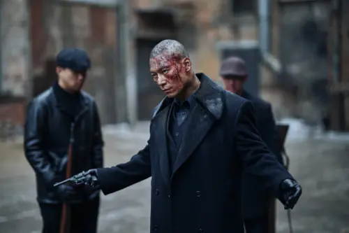 ▲韓國人朴勳在《哈爾濱》飾演日本軍官,為了演好角色,努力上語文課。(圖/網銀國際影視) ▲韓國人朴勳在《哈爾濱》飾演日本軍官,為了演好角色,努力上語文課。(圖/網銀國際影視)