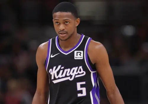 ▲Fox是否離開國王還是未知數，但是湖人與勇士都傳出願意為他兜售全數籌碼，讓他接班未來數年的看板球星大位。（圖／美聯社／達志影像）