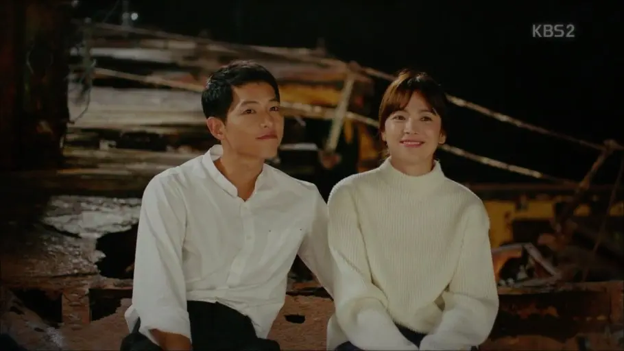 ▲昔日「雙宋夫妻」宋仲基跟宋慧喬（右）如今變成打對台的對手，2人電影票房差距成績也出爐。（圖／翻攝KBS 2）