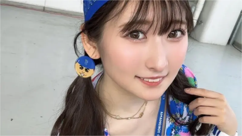 ▲日職橫濱DeNA王牌投手東克樹和AV女優末廣純（如圖）爆出不倫戀，女方的作品也被挖出，發現她過去曾在棒球場拍攝A片，東克樹受訪時雖然沒有提及自己的出軌醜聞，卻也表示會在球場上盡全力投出好成績。（圖／末廣純IG）