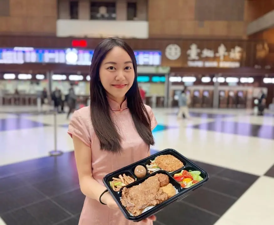 ▲台鐵在1月29日起至2月4日止（農曆初一至初七，共7天）的午晚餐時段推出「迎春納福-開運便當」，每個188元。（圖／台鐵提供）