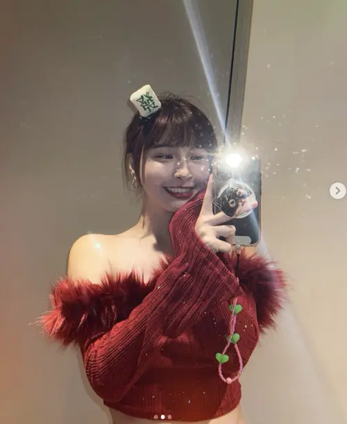 峮峮。(圖/翻攝自峮峮IG) ▲峮峮。(圖/翻攝自峮峮IG)