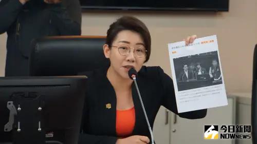 太噁心！粉絲狂傳生殖器照片騷擾　正妹議員報警：拒絕網路性騷