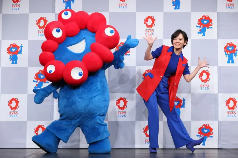 ▲台灣赴日本旅遊人數去年再創新高，而今年大阪即將舉辦為期半年的「世界博覽會」，再為日本旅遊市場添柴火。圖為大阪世博會吉祥物脈脈。(FB/@expo2025japan)