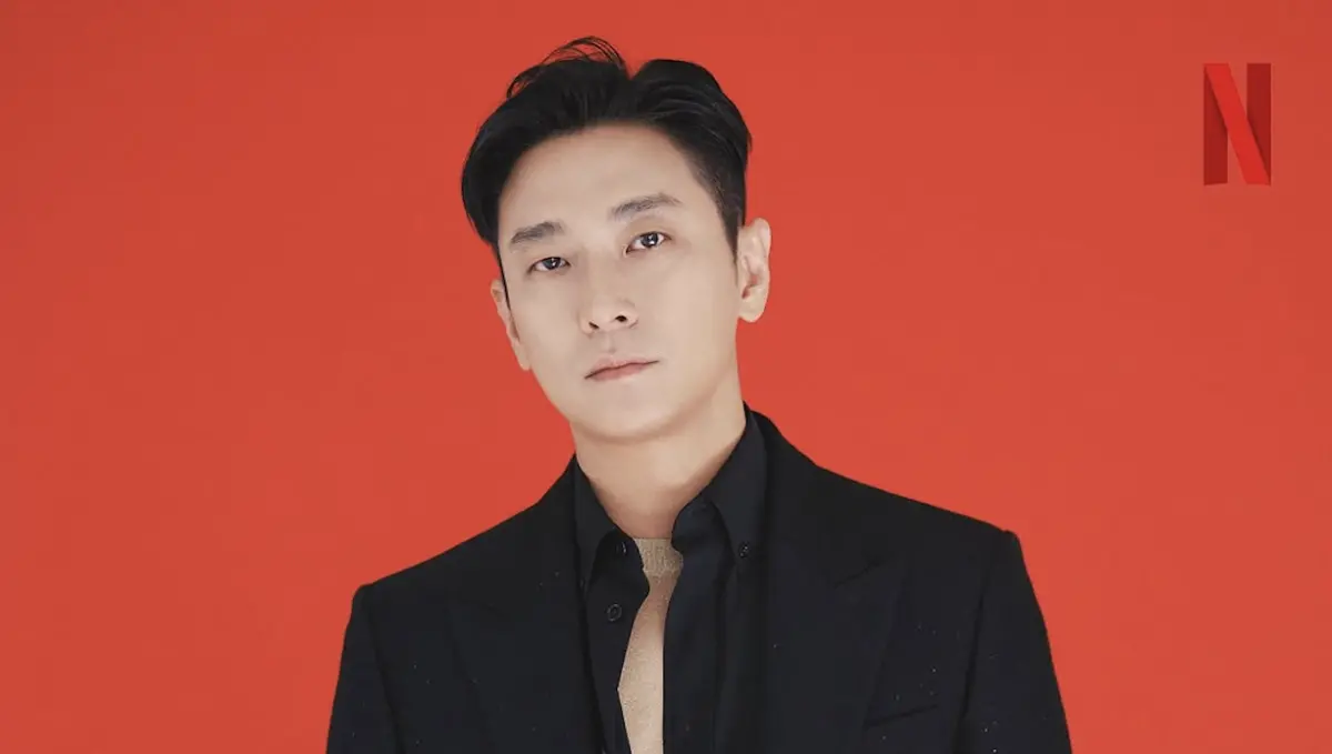 ▲朱智勳在韓劇《外傷重症中心》中飾演天才醫生，被許多劇迷說他找到「人生角色」，也讓朱智勳再創事業巔峰。（圖／翻攝自Netflix IG）