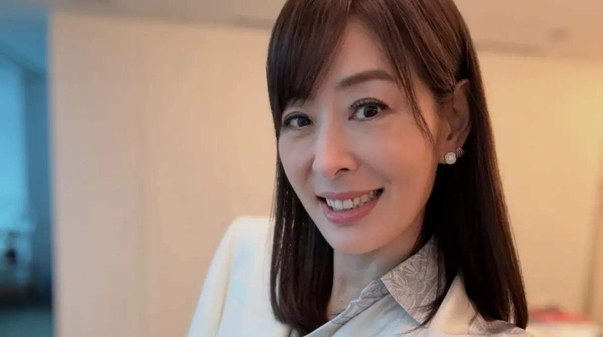 ▲女星賈永婕（如圖）年初一被翻舊帳！寇乃馨突爆出過往2人恩怨，賈永婕則打趣回應她：「功課好、又漂亮，然後口才又好，我不喜歡妳。」引來對方反嗆：「我不喜歡妳！咱快來大和解吧！」（圖／翻攝自賈永婕臉書）