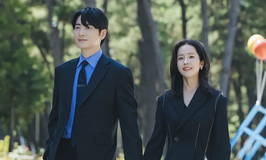 ▲《我的完美秘書》迎來大結局，李浚赫（左）深情告白表示「韓志旼（右）讓自己很安心」掀起熱議，讓粉絲驚呼太甜了！（圖／翻攝自SBS官網）