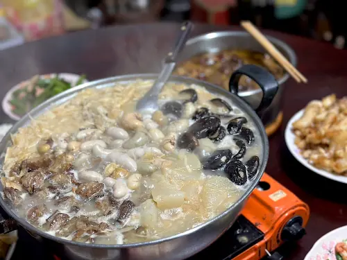 ▲不敢吃雞睪丸的讀者，看見「雞胇火鍋」食慾全消。（圖／讀者提供）