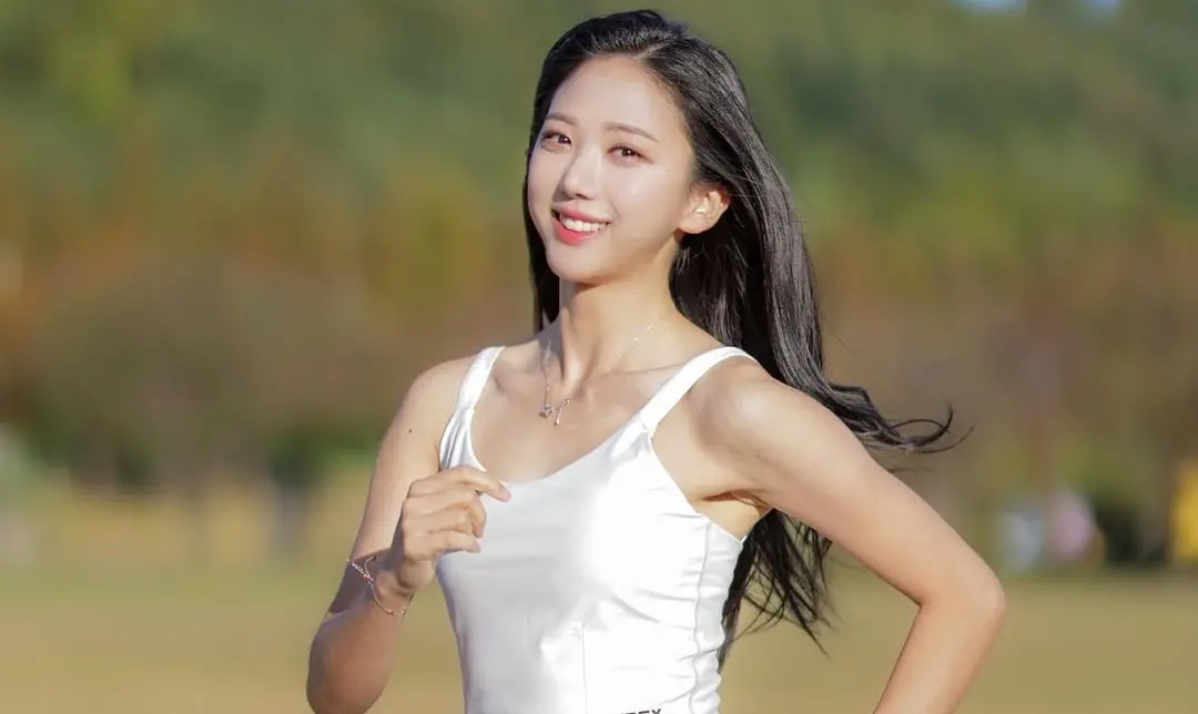 ▲MBC氣象主播吳瑤安娜（오요안나）疑似上劉在錫節目《劉QUIZ ON THE BLOCK》引發同事嫉妒，進而被霸凌排擠，吳瑤安娜不敵折磨過世。（圖／吳瑤安娜IG）