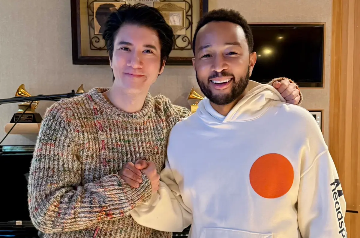 ▲王力宏（左）和約翰傳奇（右）夢幻合體，2人不僅在錄音室共譜新歌，還有消息指出，他們有可能在演唱會上攜手合作。（圖／西東音樂提供）