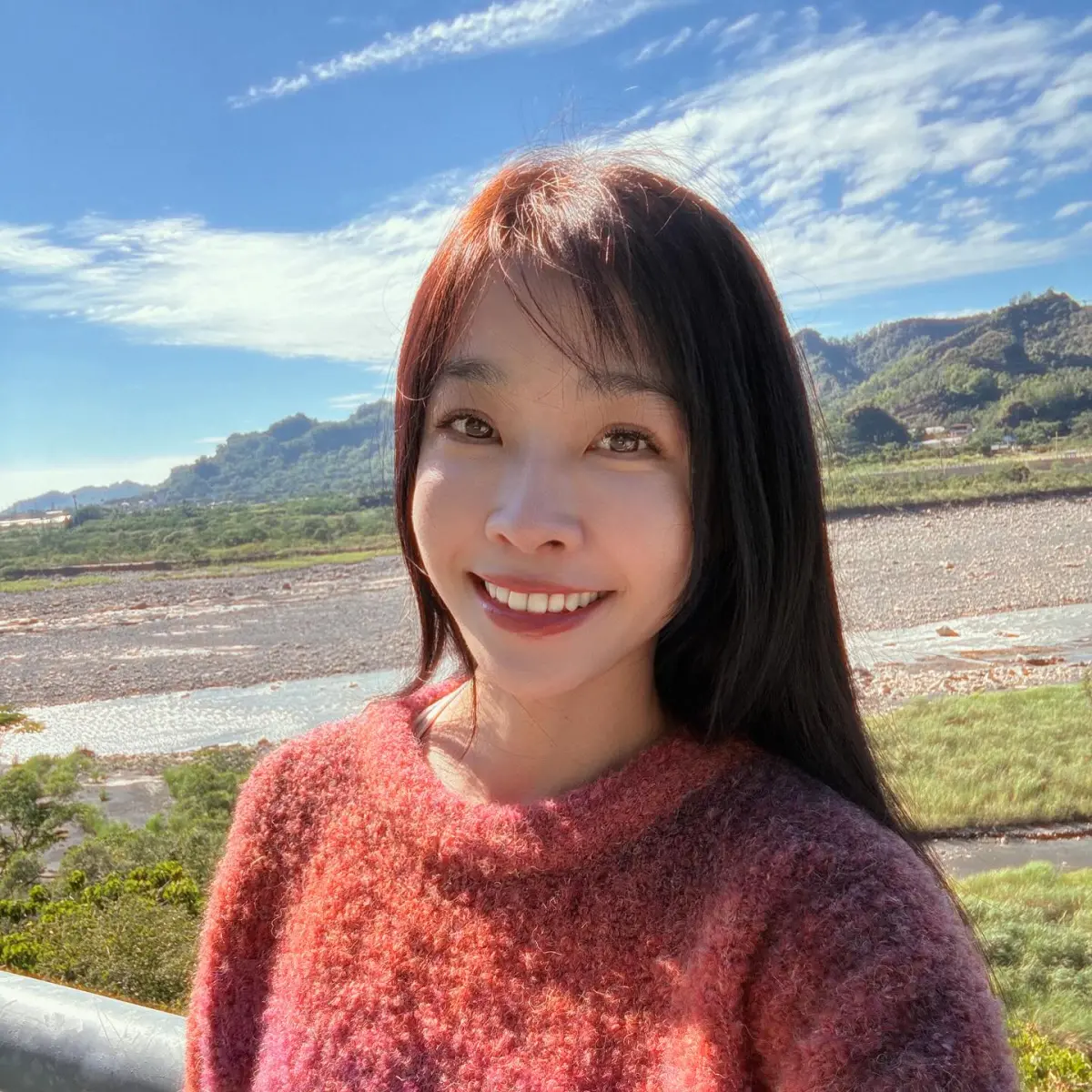 ▲小嫻（本名：黃瑜嫻）曾與孫協志、歐漢聲（歐弟）交往過，2012年至2018年與何守正有過一段婚姻，2022年分手金剛（李信樵）後，目前已不想談戀愛。（圖／小嫻臉書）