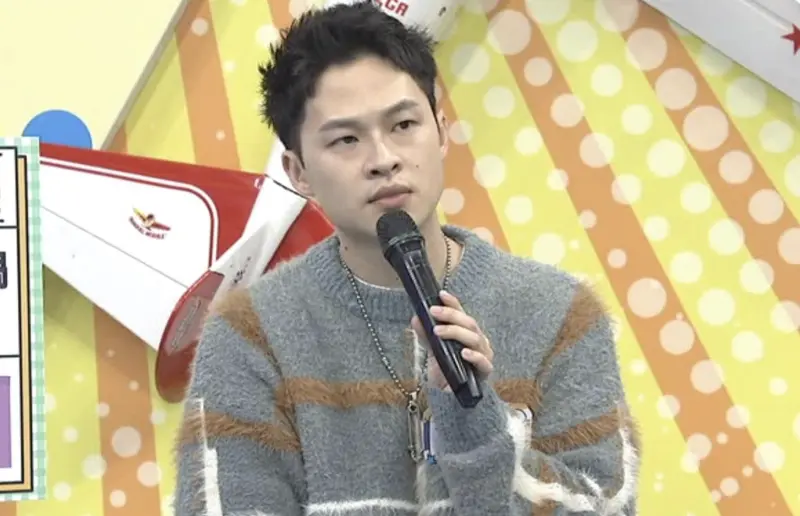 ▲楊昇達（如圖）在《小明星大跟班》中分享自己曾在日本發生3台車連環追撞車禍，當場連滾帶爬下車，驚悚過程令他心有餘悸。（圖／中天綜合台提供）