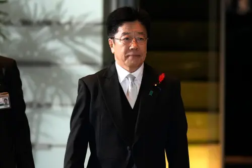 日本財相:「深切關注」川普關稅對全球的影響
