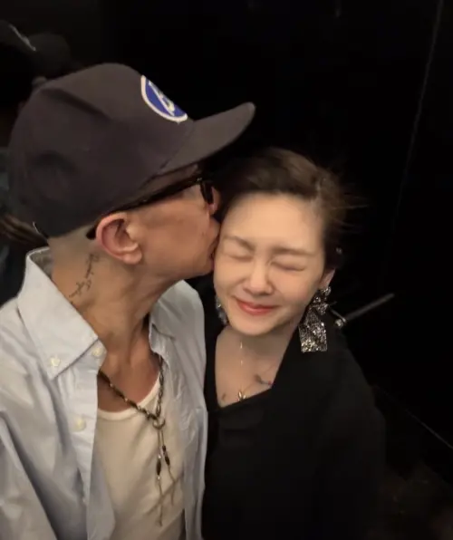 ▲大S(右)和具俊曄結婚即將滿3週年,卻傳出噩耗。(圖/翻攝自大S IG) ▲大S(右)和具俊曄結婚即將滿3週年,卻傳出噩耗。(圖/翻攝自大S IG)